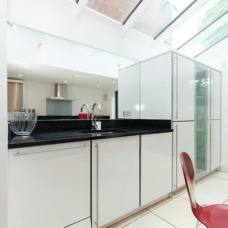 Trendy Terraced House In Central Oxford Exterior photo
