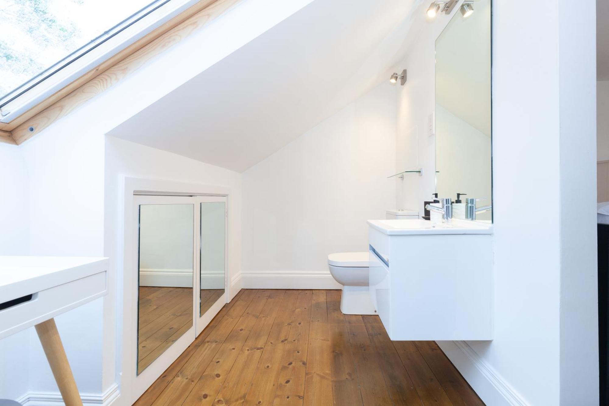 Trendy Terraced House In *