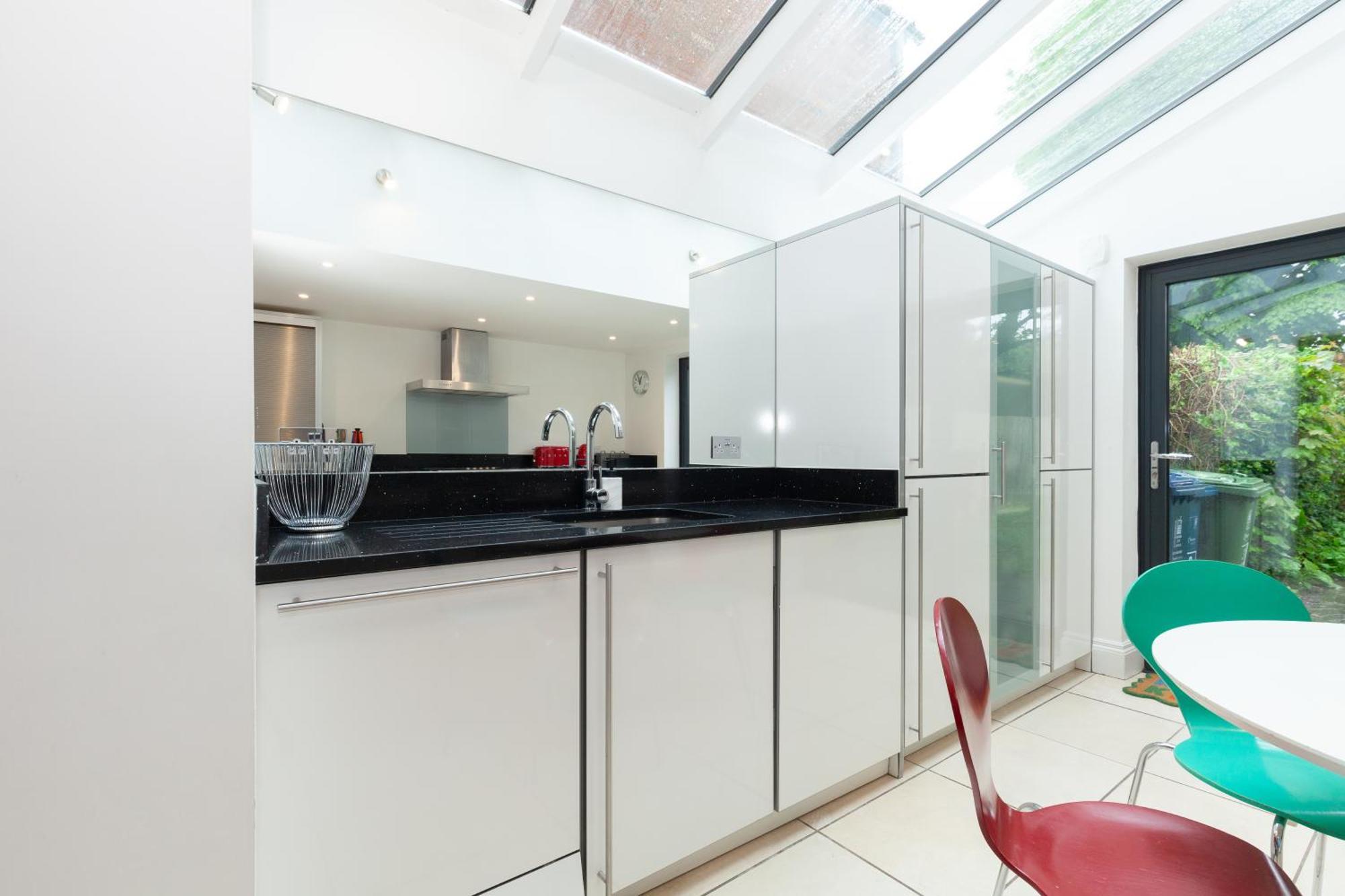 Holiday home Trendy Terraced House In